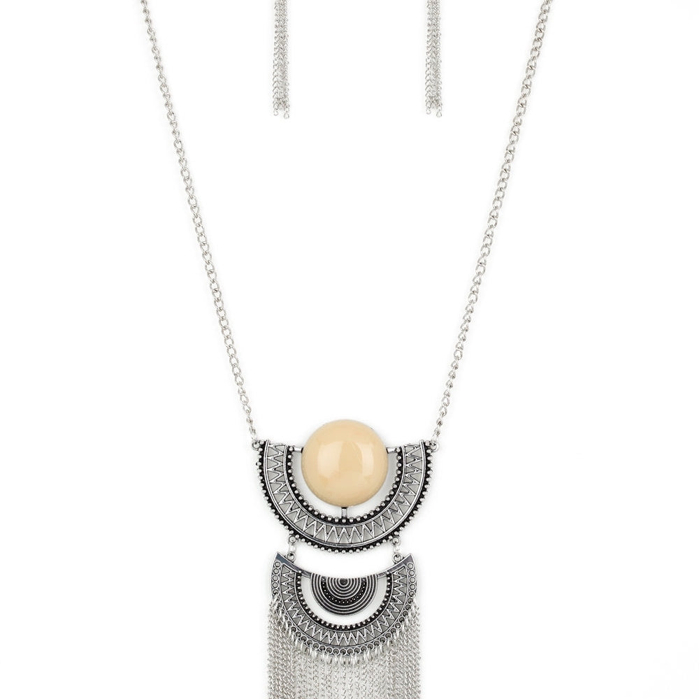 Elegant Silver and Cream Pendant Necklace - Picture 2 of 2
